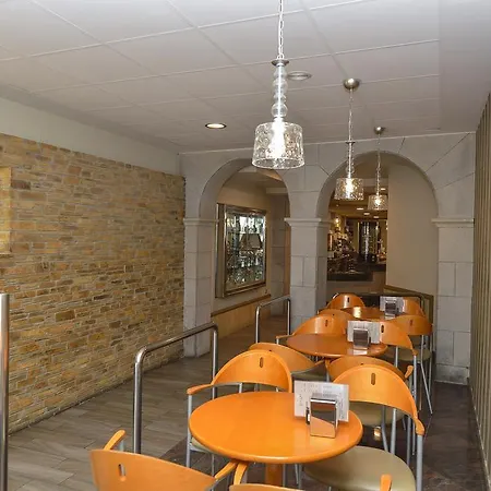 Hostal Linares-2